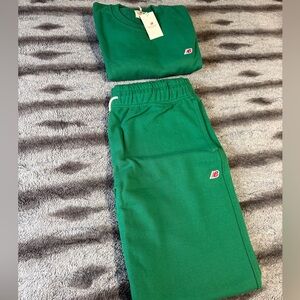 New Balance Adult Green Sweatpants and Sweater - Sweater is Large and Pants XL